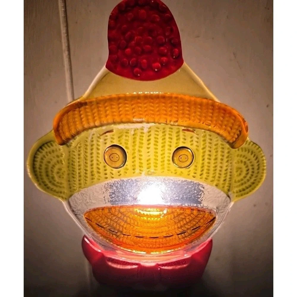 Midwest Seasons  Sock Monkey Night Light EUC Stained Glass Look Very‎ Cute!